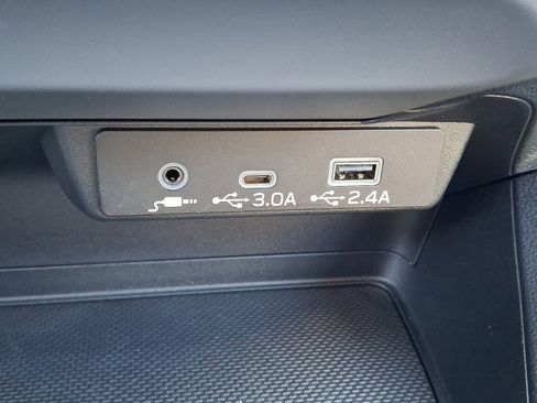 Certified 2025 Subaru Crosstrek 2.0i Premium image 23