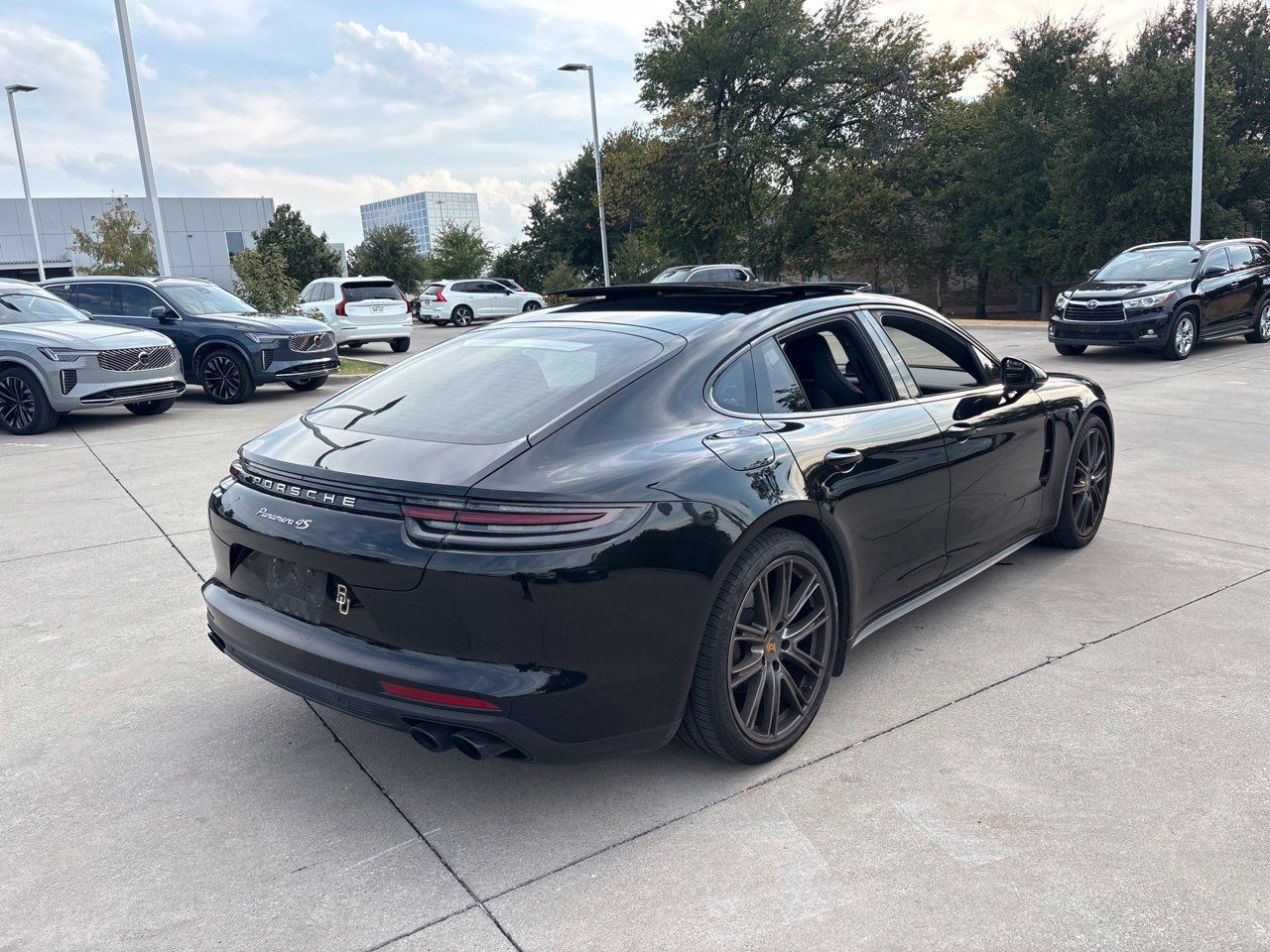 Used 2018 Porsche Panamera 4S AWD/4WD image 5