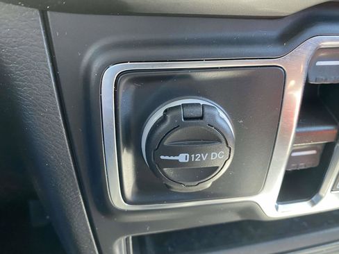 Used 2021 Jeep Gladiator Sport image 6