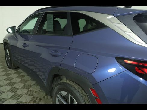 Used 2025 Hyundai Tucson SEL AWD/4WD image 16