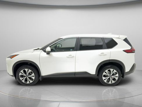 Used 2023 Nissan Rogue SV AWD/4WD image 7