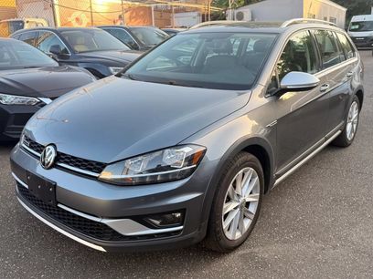 Used 2019 Volkswagen Golf Alltrack S