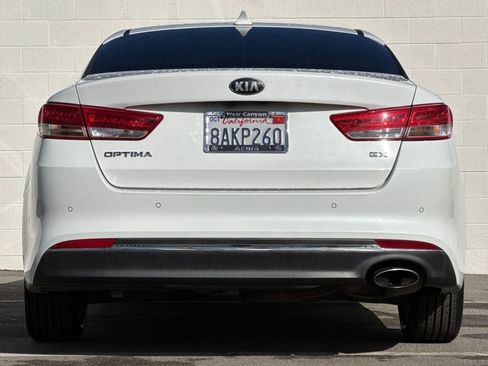 Used 2018 Kia Optima EX image 8