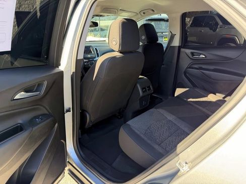 Used 2024 Chevrolet Equinox LT image 9