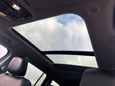 Used 2022 Jeep Grand Cherokee L Limited image 26