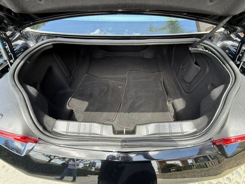 Used 2019 Chevrolet Camaro LT RWD image 13