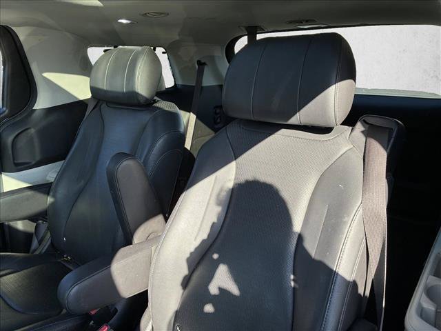 Used 2022 Kia Carnival SX Prestige FWD image 13