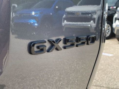 Used 2024 Lexus GX 550 w/ Accessory Package (Z1) AWD/4WD image 33