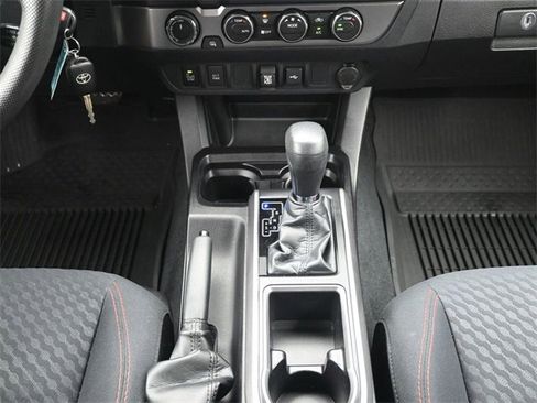 Used 2021 Toyota Tacoma SR5 w/ Technology Package image 23