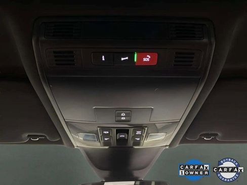 Used 2024 Volkswagen Tiguan SEL R-Line image 63