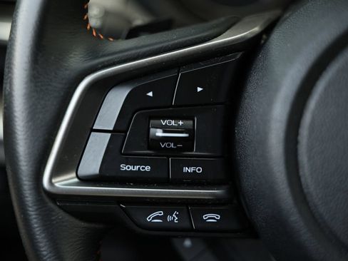 Used 2023 Subaru Crosstrek 2.5i Limited w/ Moonroof Package AWD/4WD image 31