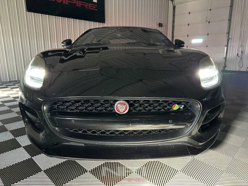 Used 2018 Jaguar F-TYPE R image 48