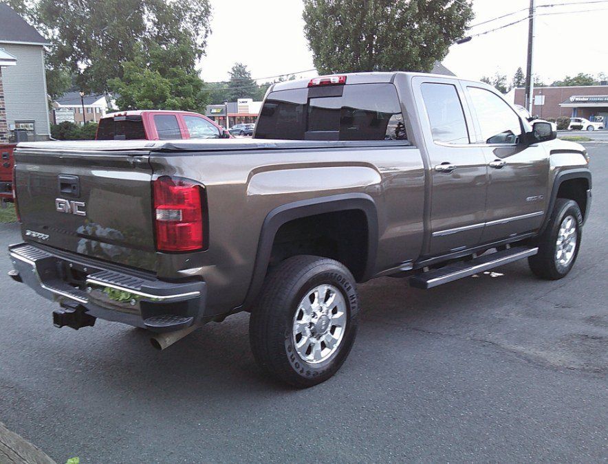 Used 2015 GMC Sierra 2500 SLT w/ Suspension Package, Off-Road AWD/4WD image 7