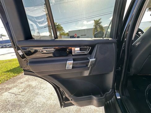 Used 2016 Land Rover LR4 HSE Silver Edition image 21