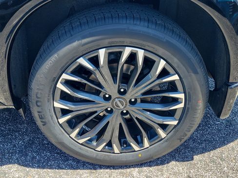 Certified 2024 Nissan Rogue Platinum w/ Platinum Premium Package FWD image 9