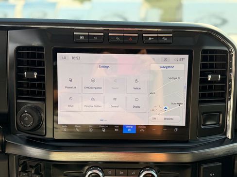 Used 2024 Ford F250 Lariat w/ Lariat Ultimate Package image 21