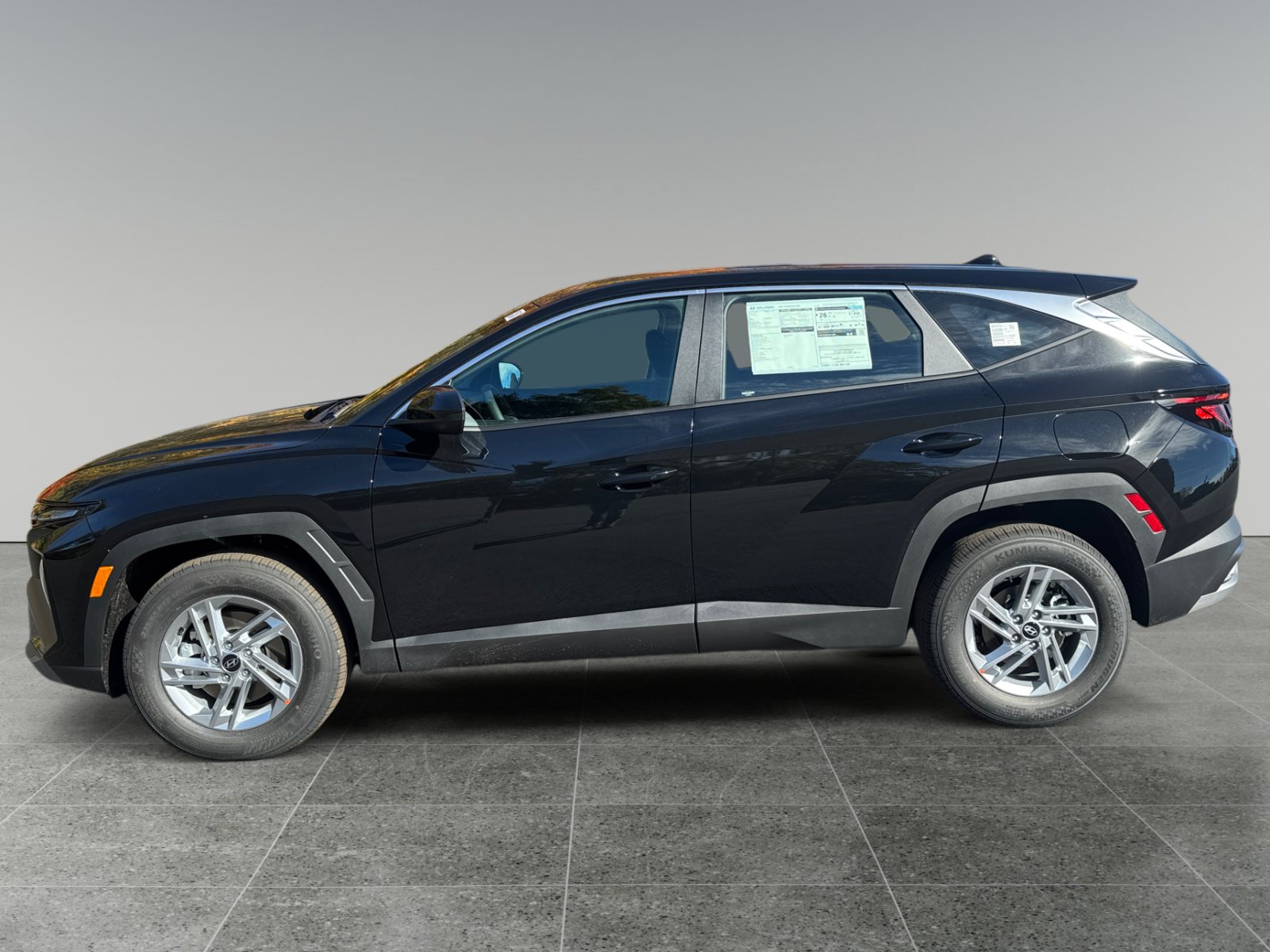 New 2026 Hyundai Tucson SE AWD/4WD image 2