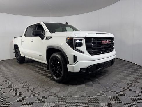 Used 2024 GMC Sierra 1500 Elevation w/ Preferred Package AWD/4WD image 4