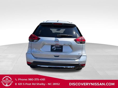 Used 2019 Nissan Rogue SV w/ Premium Package FWD image 7