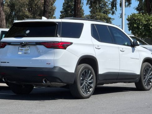 Used 2023 Chevrolet Traverse RS AWD/4WD image 5