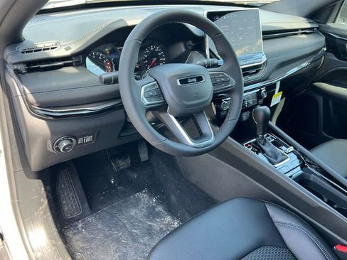 New 2026 Jeep Compass Latitude AWD/4WD image 14