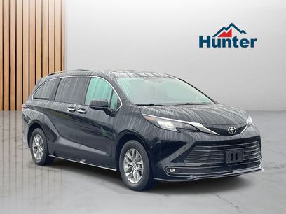 Used 2026 Toyota Sienna XLE