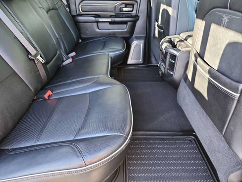 Used 2019 RAM 2500 Limited AWD/4WD image 16