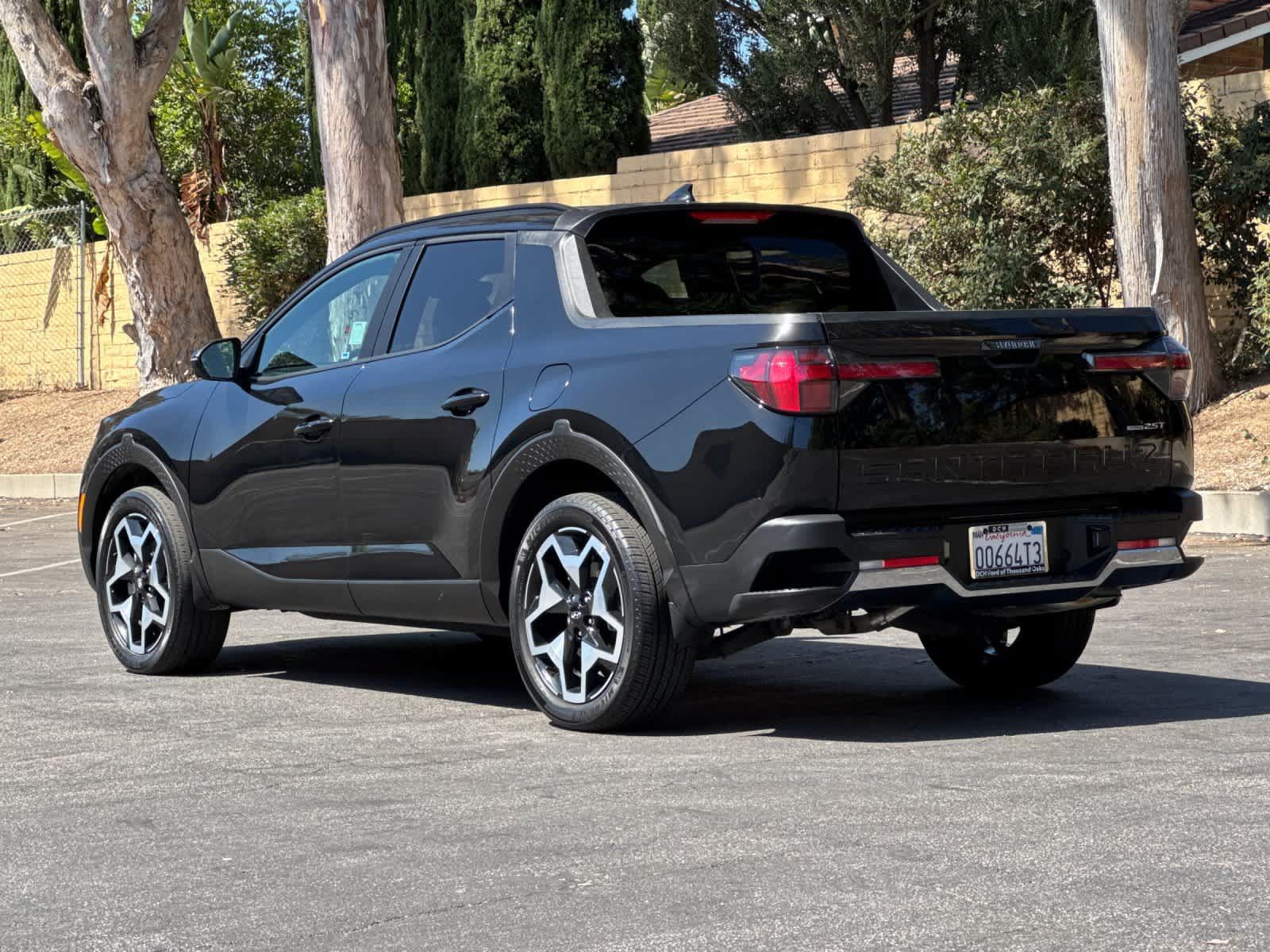 Used 2023 Hyundai Santa Cruz Limited AWD/4WD image 6