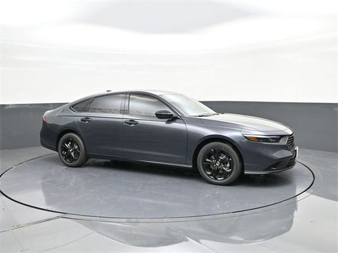 New 2025 Honda Accord SE image 14