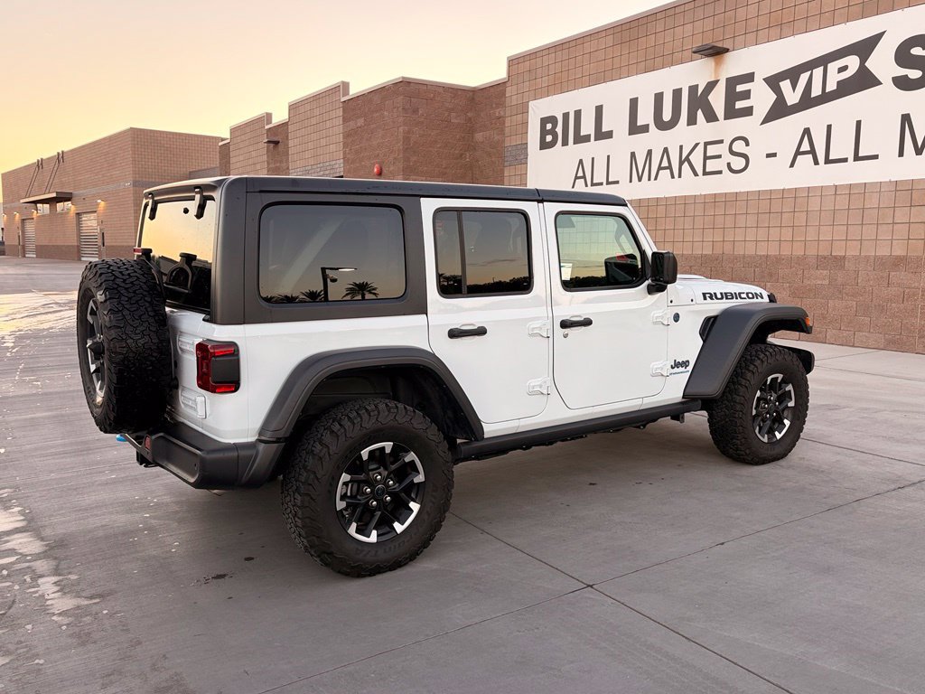 Used 2024 Jeep Wrangler Unlimited Rubicon 4xe w/ Safety Group AWD/4WD image 6