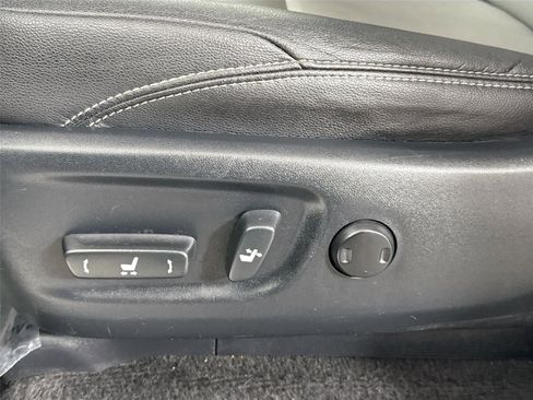 Used 2016 Toyota 4Runner SR5 Premium image 31