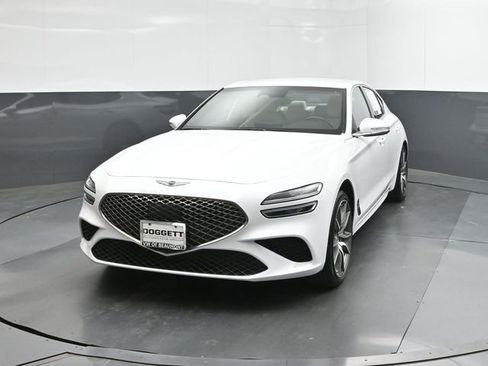 Used 2025 Genesis G70 2.5T image 30