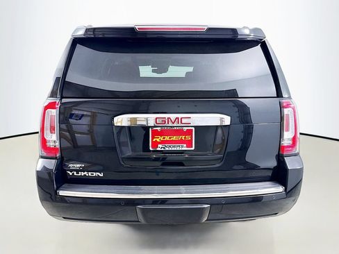 Used 2017 GMC Yukon Denali w/ Open Road Package AWD/4WD image 7