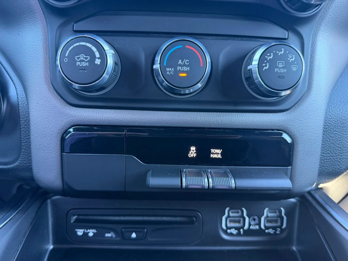 Used 2019 RAM 1500 Big Horn RWD image 34