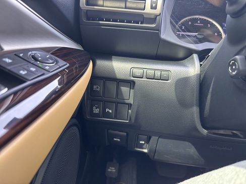 Used 2020 Lexus RC 300 300 w/ Premium Package image 18