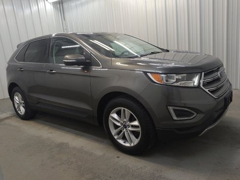 Used 2017 Ford Edge SEL w/ Equipment Group 201A AWD/4WD image 11