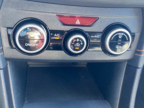 Used 2020 Subaru Crosstrek 2.0i Limited w/ Moonroof Package w/Navigation image 24