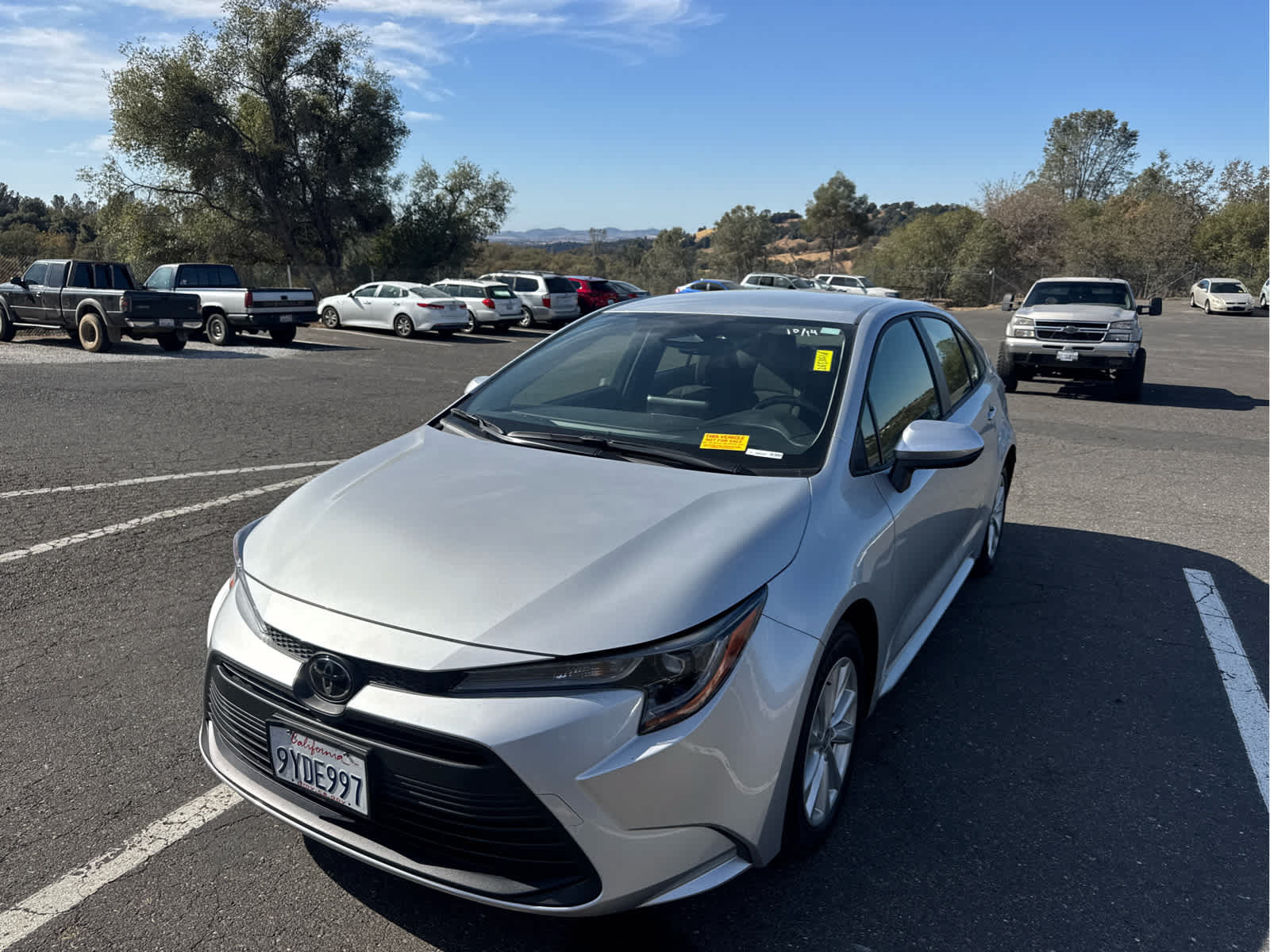Used 2026 Toyota Corolla LE w/ LE Premium Package FWD image 1