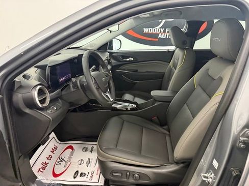New 2026 Chevrolet Trax ACTIV w/ Driver Confidence Package image 9