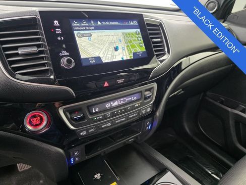 Used 2025 Honda Passport Black Edition image 24