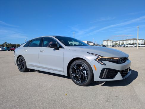 New 2026 Kia K5 GT-Line image 2