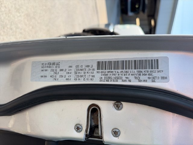 Used 2017 RAM 3500 Tradesman w/ Chrome Appearance Group AWD/4WD image 27