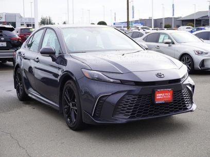 Used 2025 Toyota Camry SE w/ Convenience Package