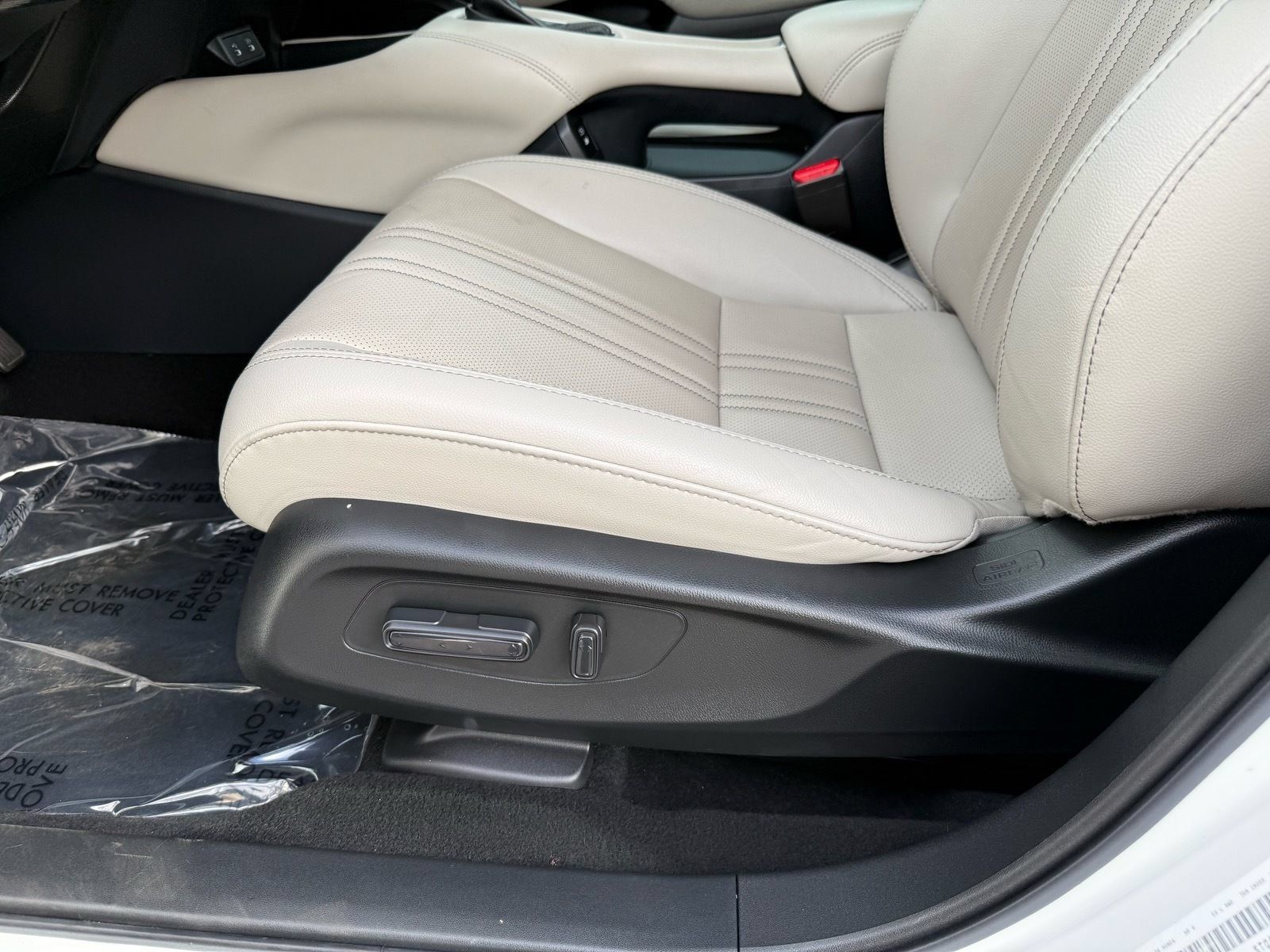 Certified 2026 Honda HR-V EX-L image 15