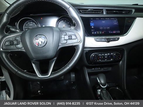 Used 2020 Buick Encore GX Essence w/ Experience Buick Package image 15