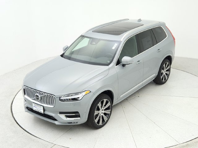 New 2025 Volvo XC90 B6 Plus w/ Protection Package Premier AWD/4WD image 13