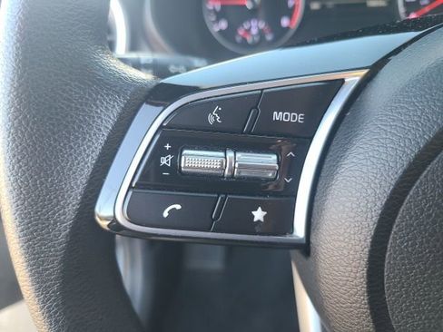 Used 2023 Kia Forte LXS image 20