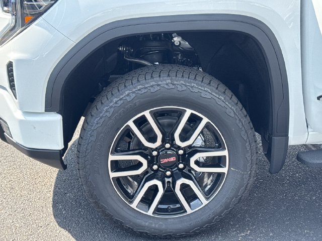 New 2026 GMC Sierra 1500 AT4 w/ AT4 Premium Package AWD/4WD image 27