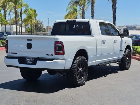 Used 2023 RAM 3500 Laramie AWD/4WD image 10