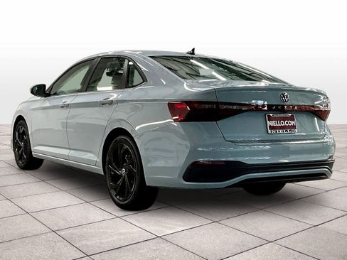 New 2026 Volkswagen Jetta SE image 3